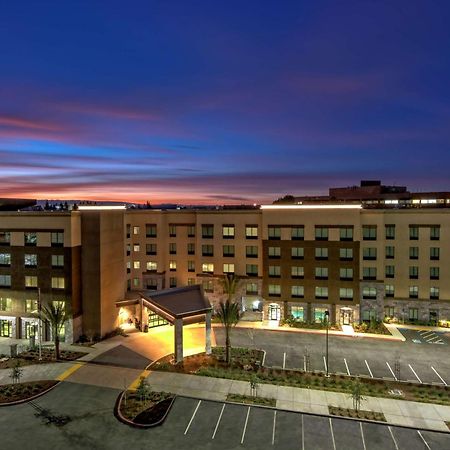 Hampton Inn & Suites San Jose Airport Exterior photo
